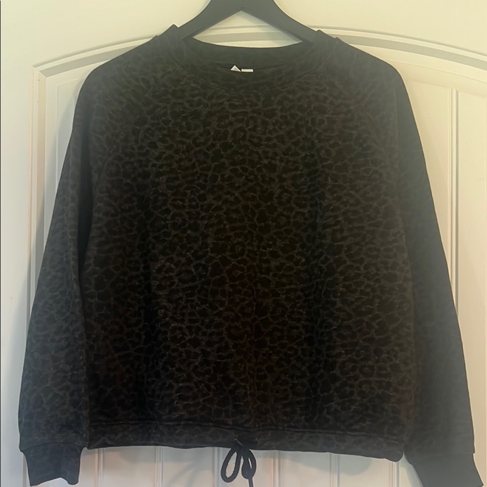 Leopard  Print Crop Sweatshirt Large
